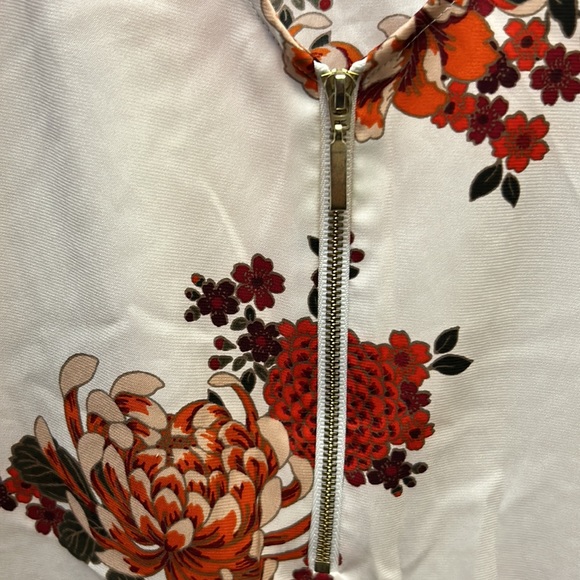 Express blouse bundle - Picture 7 of 7